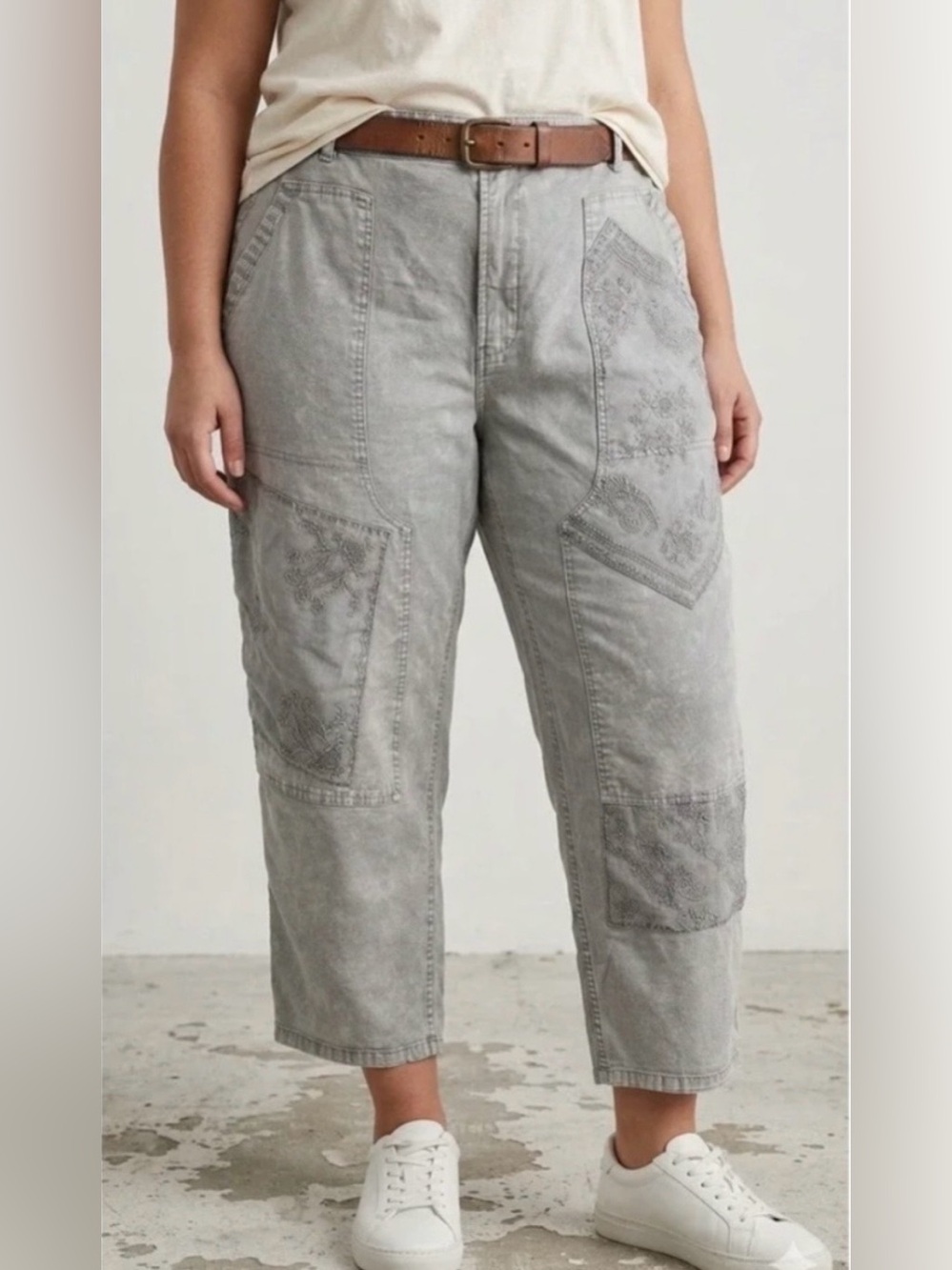 Anthropologie Pilcro A+ The Roamer Embroidered Patchwork Pants 26W Plus Sized